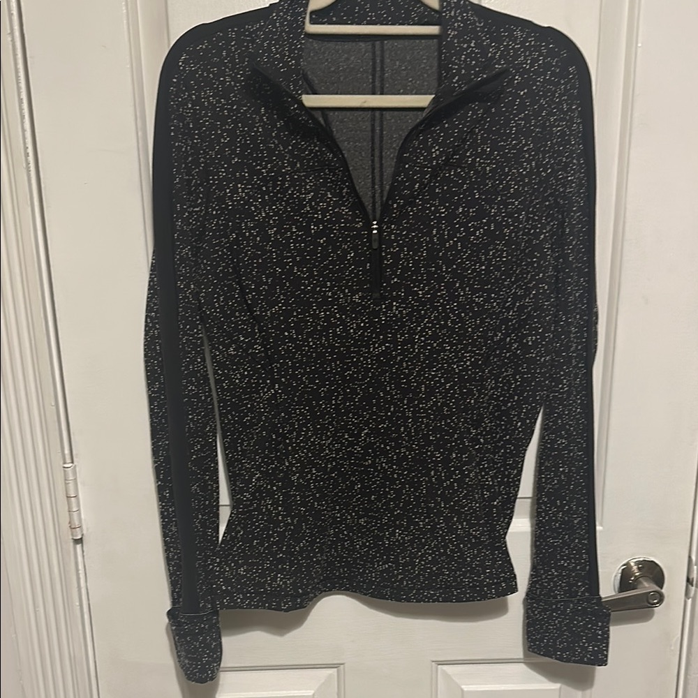 Lululemon Runners Jacker in blacker with white speckles